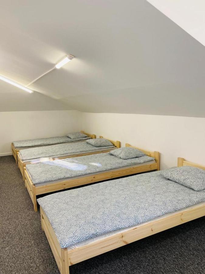 Hostel Warszawa Ursynow Bagian luar foto